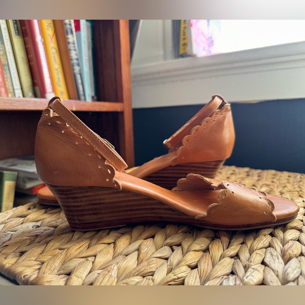 ELF Dreamland Leather Wedges - size 8.5